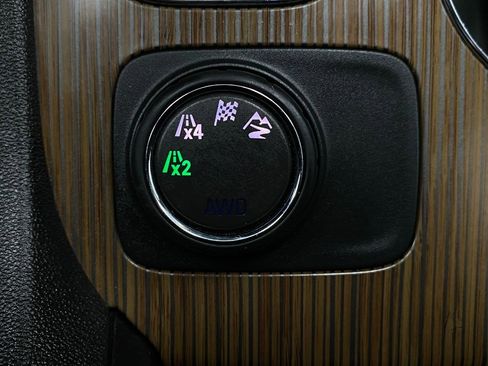 Used 2017 GMC Acadia SLE image 26