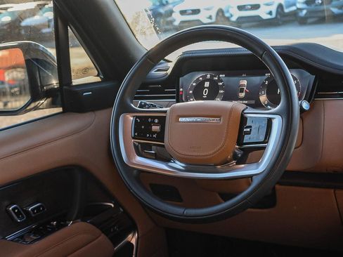 Certified 2025 Land Rover Range Rover SE AWD/4WD image 25