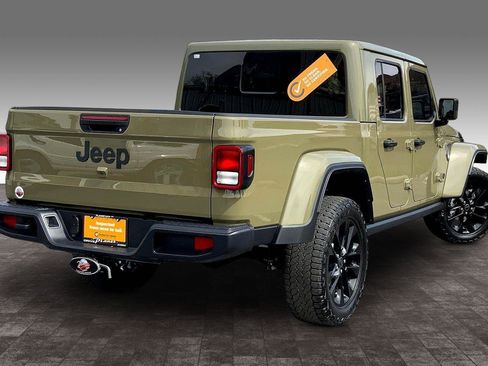 Certified 2025 Jeep Gladiator Sport image 13