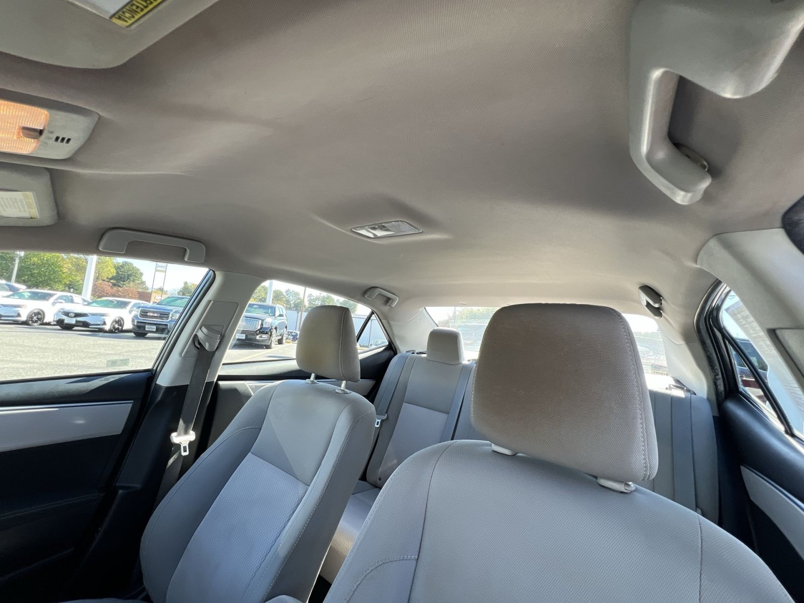 Used 2014 Toyota Corolla LE FWD image 17