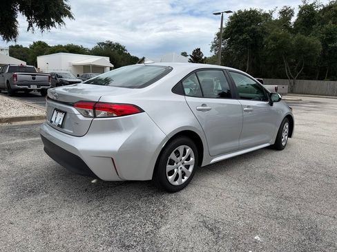 Used 2024 Toyota Corolla LE FWD image 10