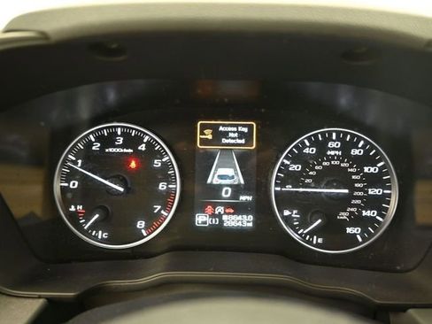 Used 2024 Subaru Crosstrek 2.0i Premium image 11