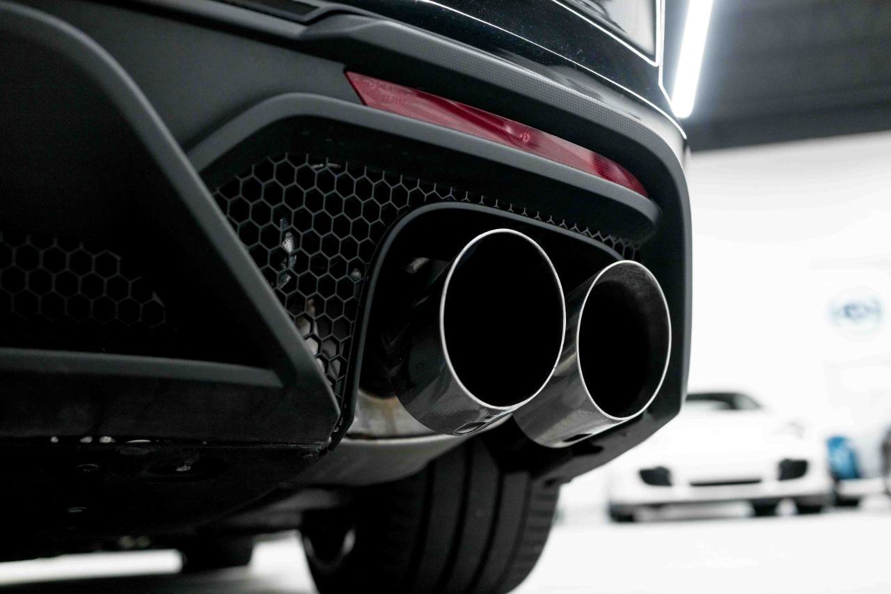 Used 2021 Ford Mustang Shelby GT500 w/ Carbon Fiber Track Pack RWD image 36