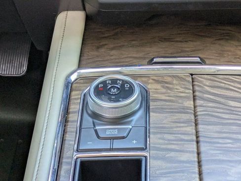 Certified 2021 Ford Expedition Max Platinum image 18