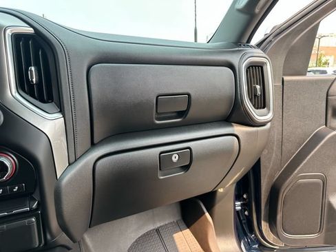 Used 2022 Chevrolet Silverado 3500 LTZ w/ LTZ Convenience Package AWD/4WD image 29