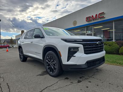 New 2026 Chevrolet Traverse LT w/ Midnight/Sport Edition