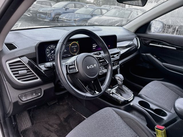 Certified 2024 Kia Seltos S AWD/4WD image 9