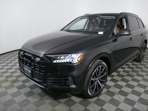 Used 2023 Audi Q7 3.0T Premium Plus w/ Premium Plus Package AWD/4WD image 7
