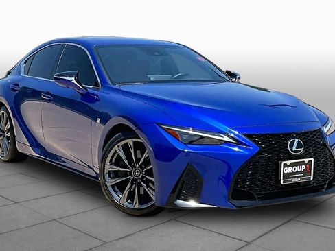Used 2023 Lexus IS 350 F Sport RWD image 3