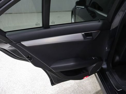 Used 2012 Mercedes-Benz C 300 4MATIC Sedan image 19