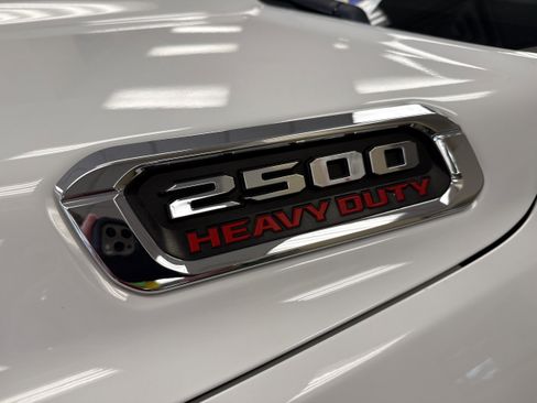 Used 2020 RAM 2500 Big Horn AWD/4WD image 4