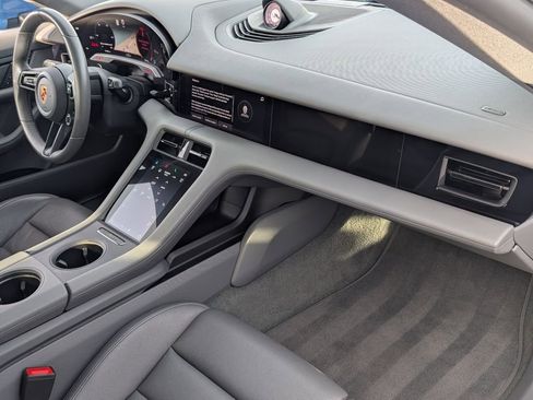 Used 2024 Porsche Taycan image 13