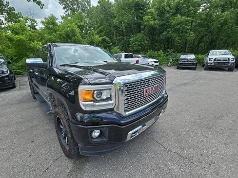 Used 2014 GMC Sierra 1500 Denali w/ Driver Alert Package AWD/4WD image 11