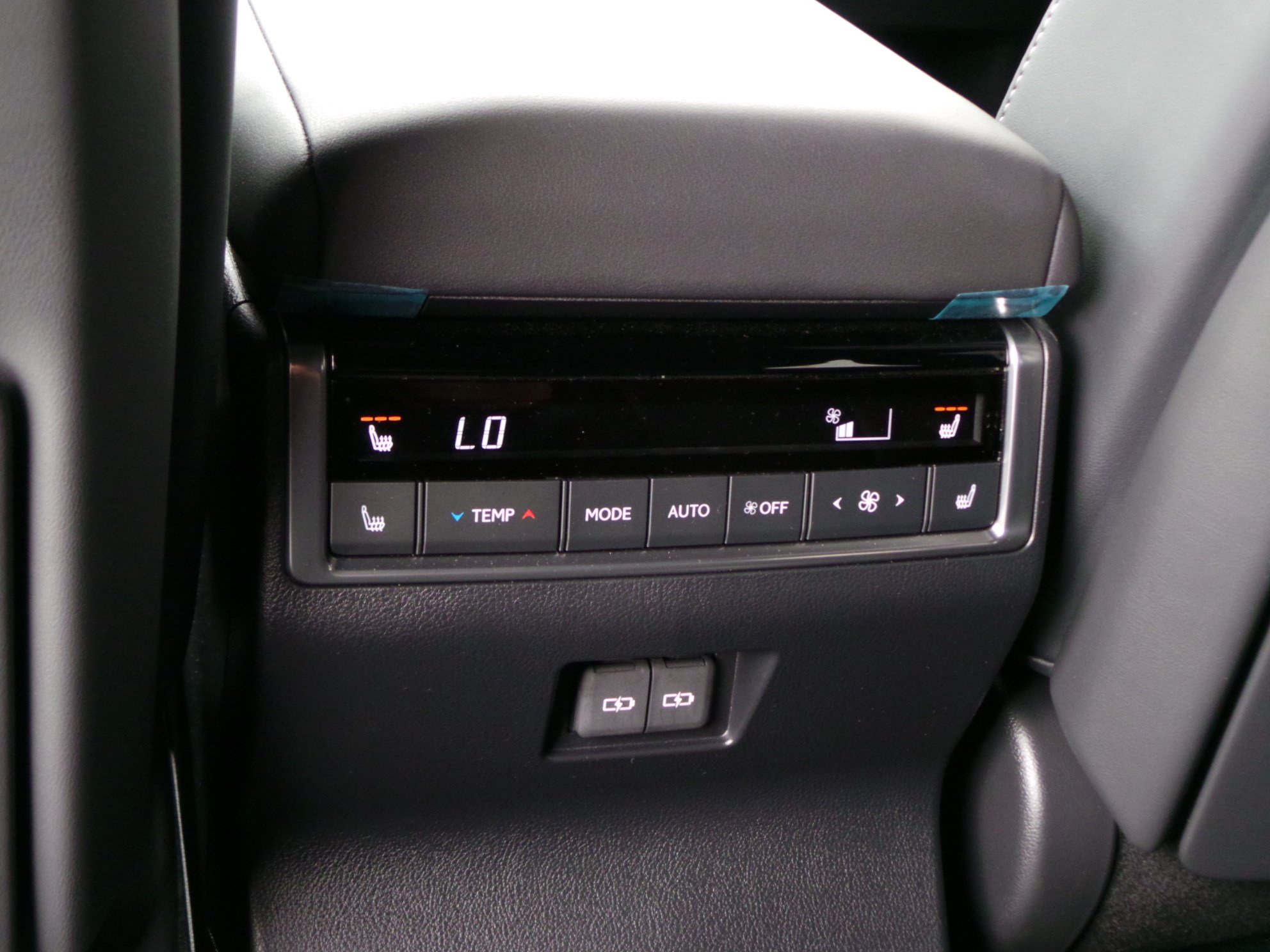 Used 2025 Lexus GX 550 w/ Accessory Package (2T) AWD/4WD image 47
