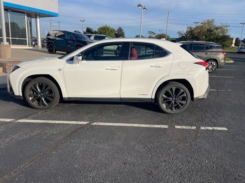 Used 2022 Lexus UX 250h F Sport w/ F Sport Premium Package AWD/4WD image 10
