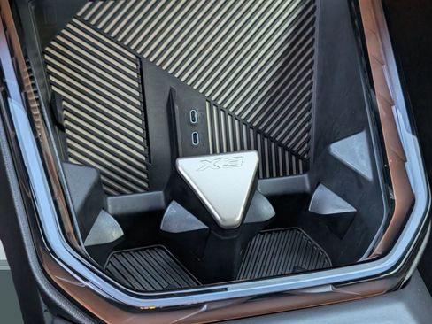 Used 2025 BMW X3 xDrive30i image 24