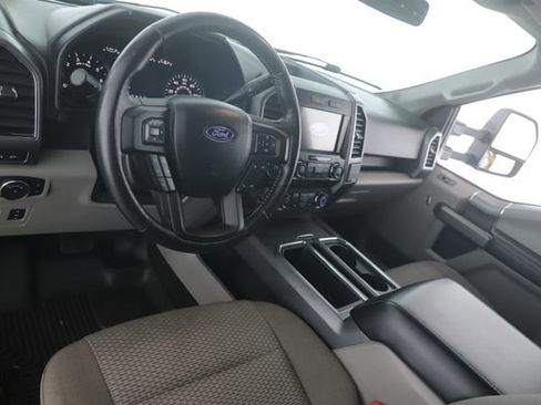 Used 2020 Ford F150 XLT w/ Equipment Group 302A Luxury image 17