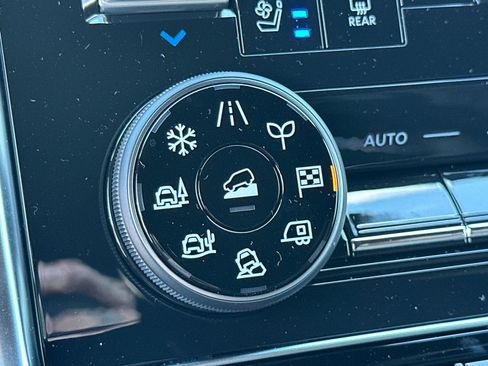 New 2026 Nissan Armada Platinum Reserve image 36