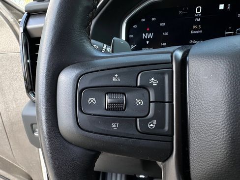 Used 2023 GMC Sierra 1500 AT4 w/ Technology Package AWD/4WD image 37