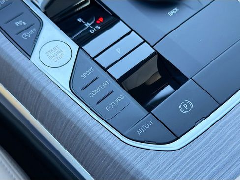 New 2026 BMW 330i xDrive 330i xDrive w/ Premium Package image 32