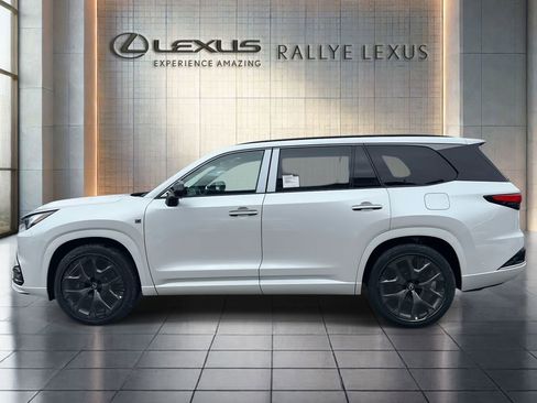 New 2026 Lexus TX 500h AWD image 4
