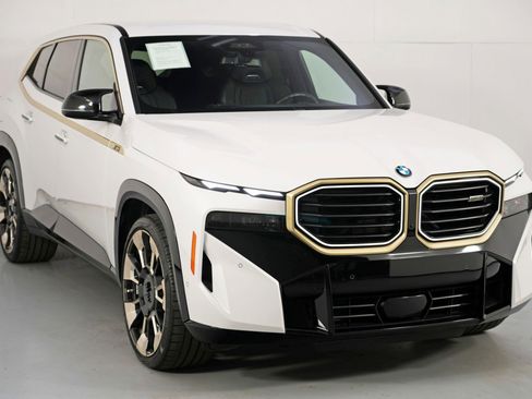 Used 2024 BMW XM image 60