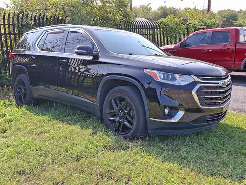 Used 2020 Chevrolet Traverse LT image 6