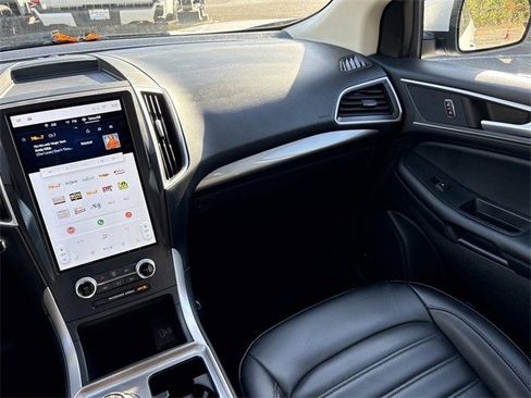 Certified 2024 Ford Edge SEL image 15