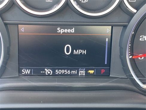 Used 2022 Chevrolet Silverado 2500 LTZ image 12