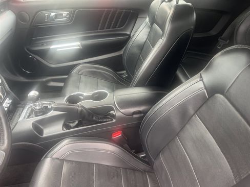 Used 2015 Ford Mustang GT Premium image 9