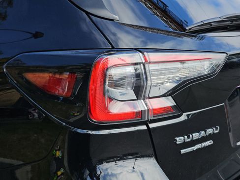 Certified 2022 Subaru Outback Premium AWD/4WD image 35