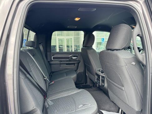 New 2026 RAM 3500 Big Horn AWD/4WD image 7