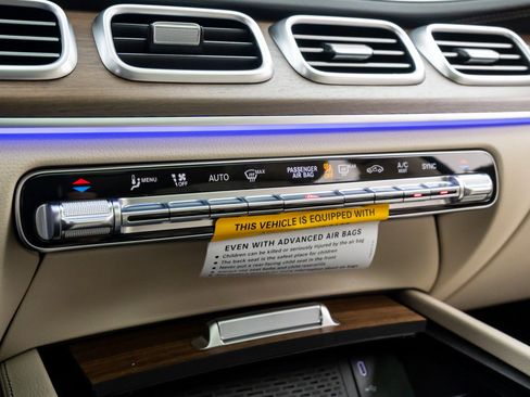 New 2026 Mercedes-Benz GLS 450 4MATIC image 31