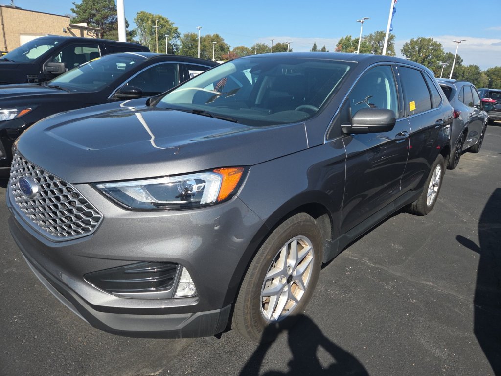 Certified 2024 Ford Edge SEL w/ Convenience Package AWD/4WD image 1