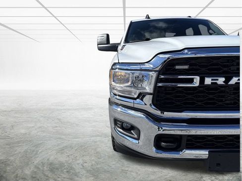 Used 2023 RAM 3500 Tradesman w/ Chrome Appearance Group image 35