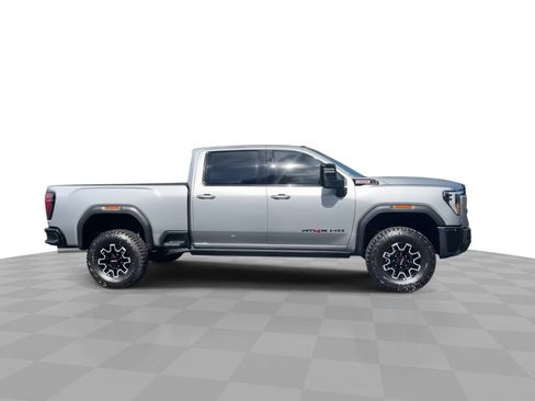 New 2026 GMC Sierra 2500 AT4X w/ LPO, Black Badging Package AWD/4WD image 9