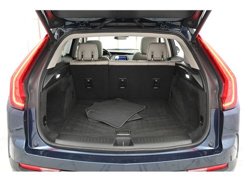 Used 2021 Cadillac XT4 Luxury w/ Cold Weather Package image 49