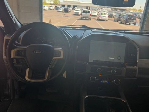 Used 2022 Ford F350 Lariat w/ Lariat Value Package AWD/4WD image 10