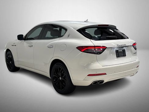 Used 2022 Maserati Levante GT image 6