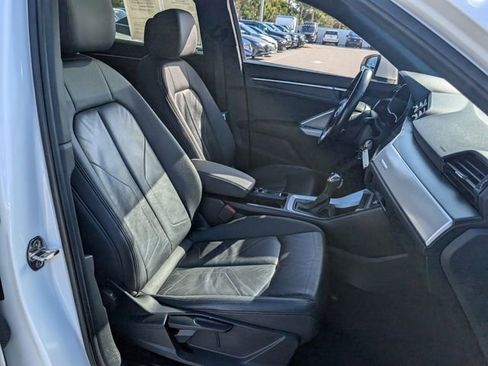 Used 2020 Audi Q3 2.0T Premium image 15