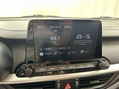 Used 2023 Kia Forte LXS w/ LXS Technology Package FWD image 14