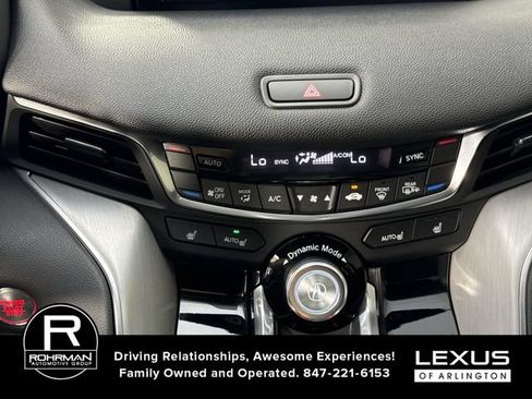 Used 2022 Acura TLX FWD image 9