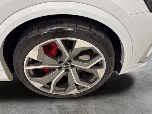 Used 2022 Audi RS Q8 AWD/4WD image 26