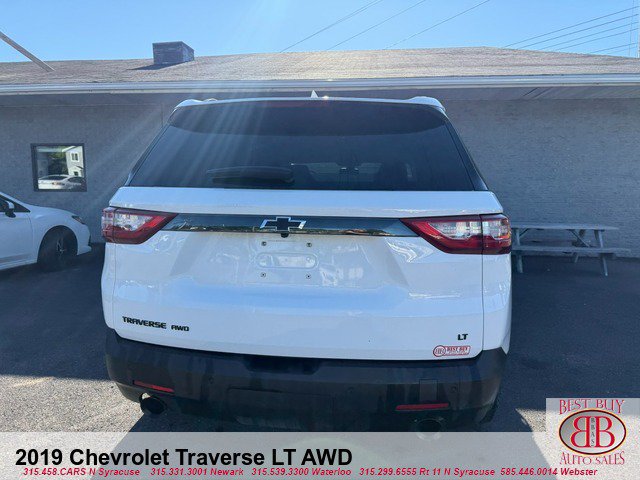 Used 2019 Chevrolet Traverse LT w/ LPO, Blackout Package AWD/4WD image 4
