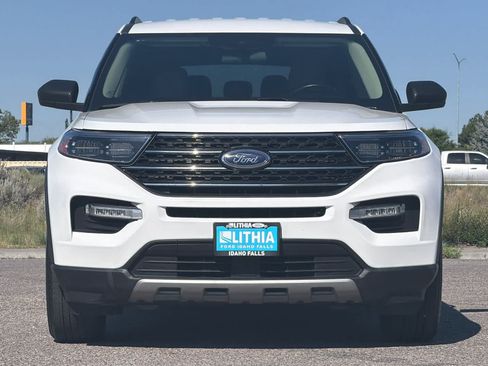Certified 2023 Ford Explorer XLT w/ Equipment Group 202A AWD/4WD image 10