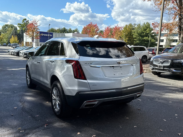 Used 2020 Cadillac XT5 Premium Luxury AWD/4WD image 2