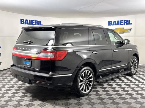 Used 2019 Lincoln Navigator Select image 5