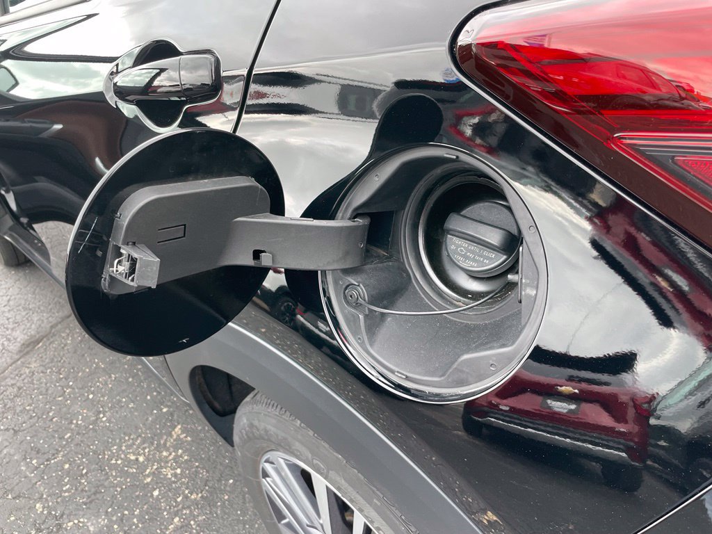 Used 2024 Nissan Kicks SR FWD image 41