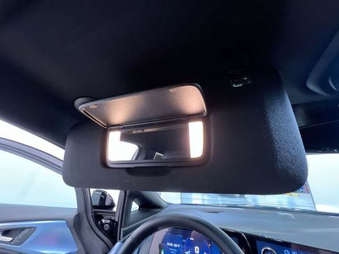 Used 2026 Chevrolet Equinox EV LT FWD image 33