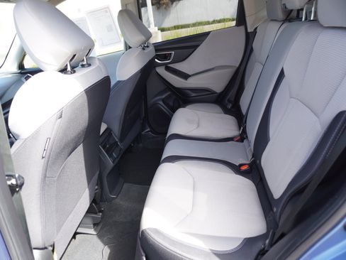 Used 2021 Subaru Forester AWD/4WD image 14